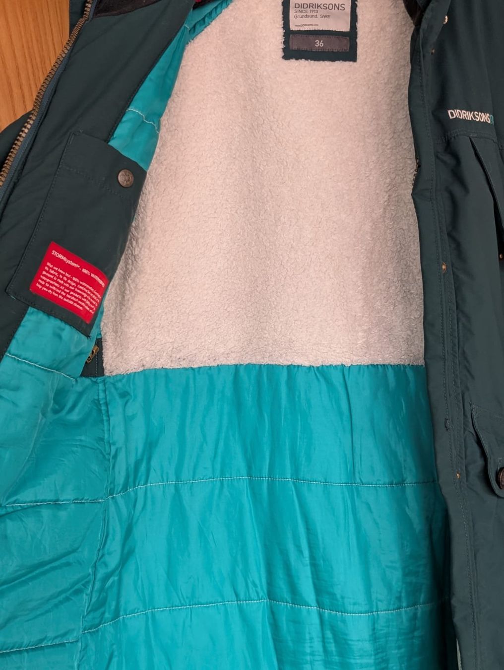 Didriksons Mäntel: Didriksons Parka petrol – Gebraucht aus Zürich von Belvo 2