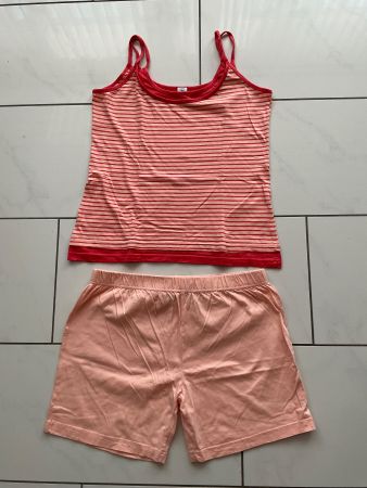 Neuwertiges Sommerpyjama Gr.42/44