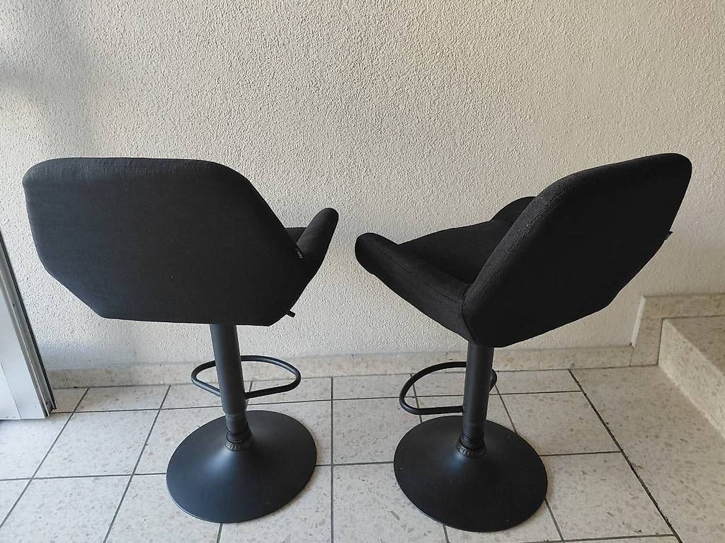 Sgabelli: Moderne Barhocker Schwarz – Usato da Dietikon venduto da Vent-Gary- 3