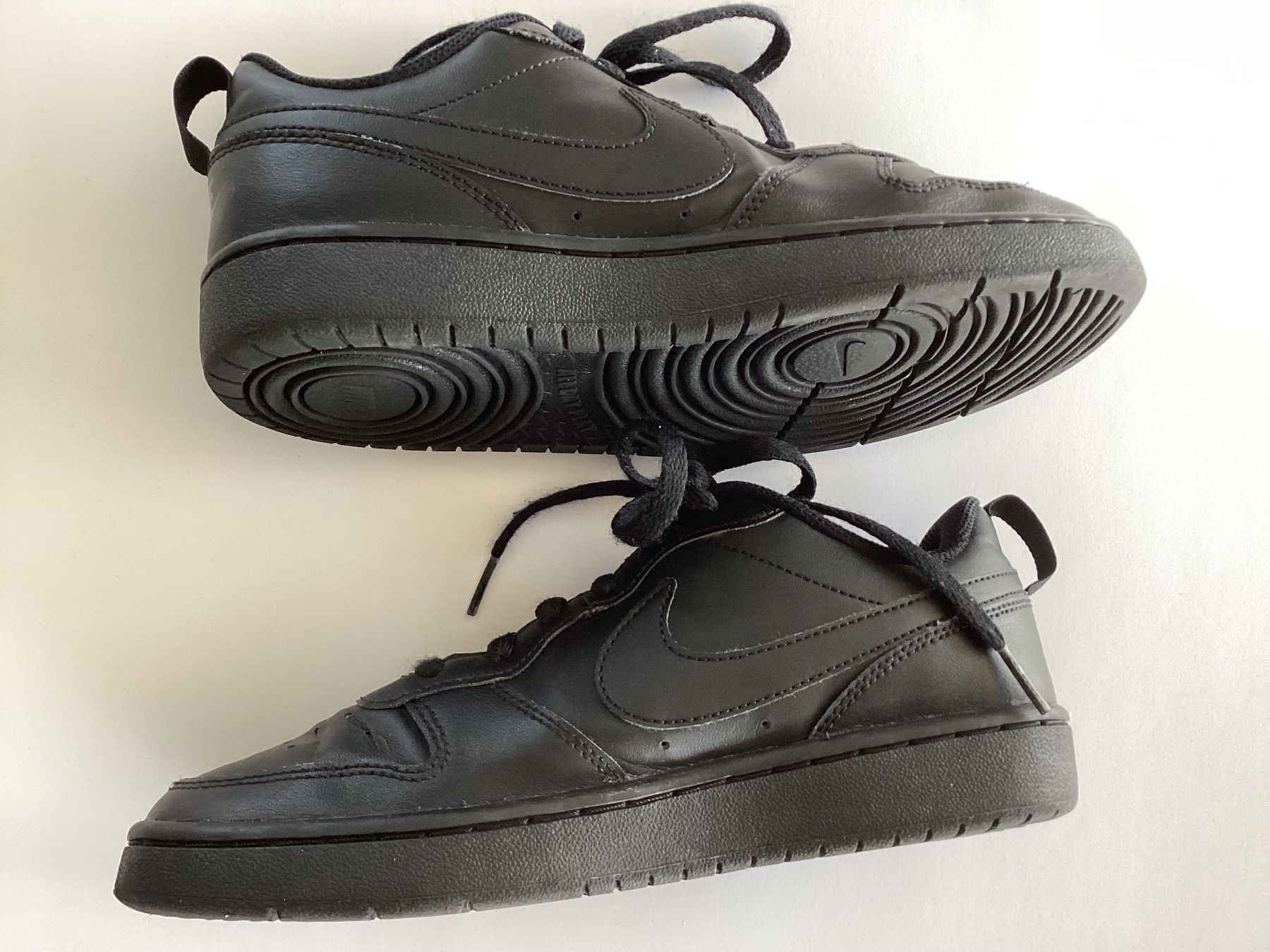 Nike Chaussures hommes: Sneaker Nike schwarz Gr. 38,5 – D'occasion à Wagen par papai1 3