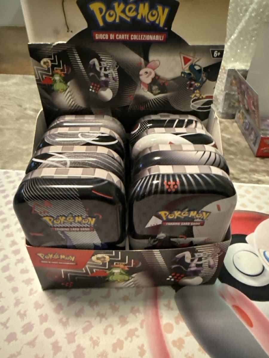 Pokémon Carte collezionabili: Empty Art set Black & White Mini Tin (ITA) – Usato da Buchs ZH venduto da ber_wjl8 2