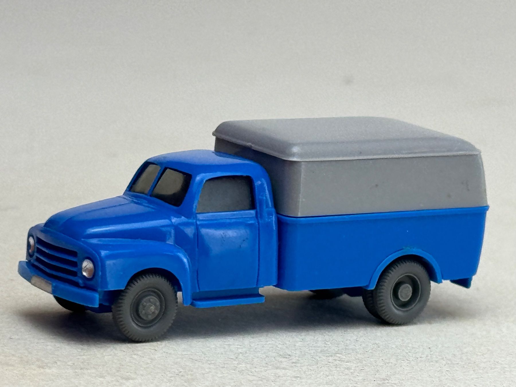 Wiking Modellini d'auto: EB- Wiking Opel Blitz Kasten – Usato da Elm venduto da Wikmtz