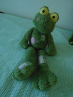 AURORA   "   Frosch  "  einfach knuffig