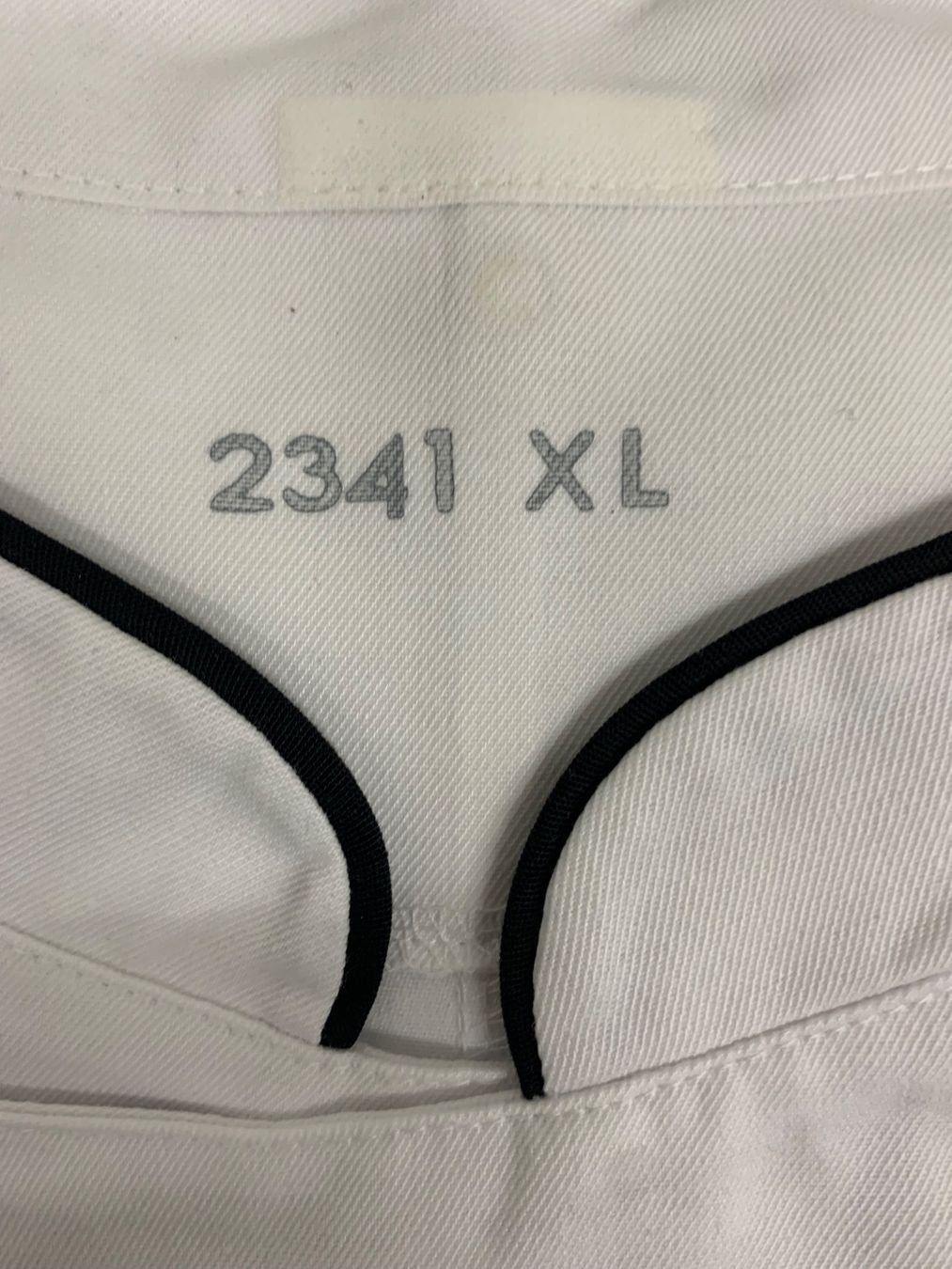 Jacken: Kochjacke Weiss Grösse XL neu – Neu (gemäss Beschreibung) aus Zürich von Olimpied 1