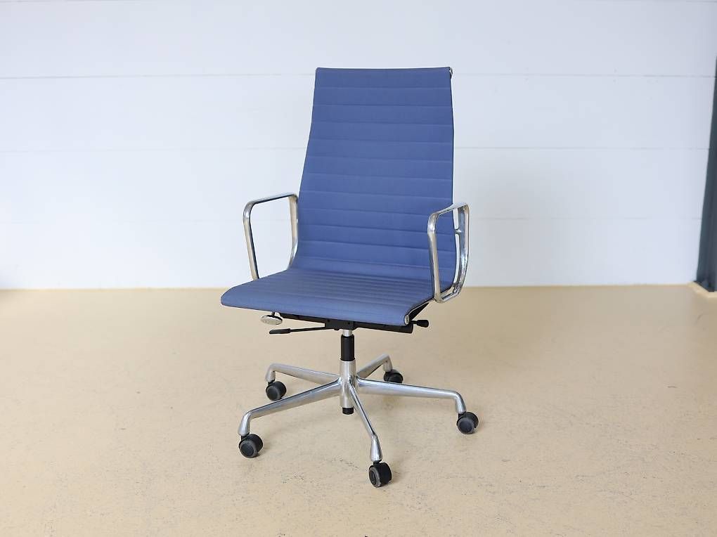 Vitra Stühle: Vitra Eames Bürostuhl EA 119 – Gebraucht aus Meinisberg von atelier_TILIJA 1