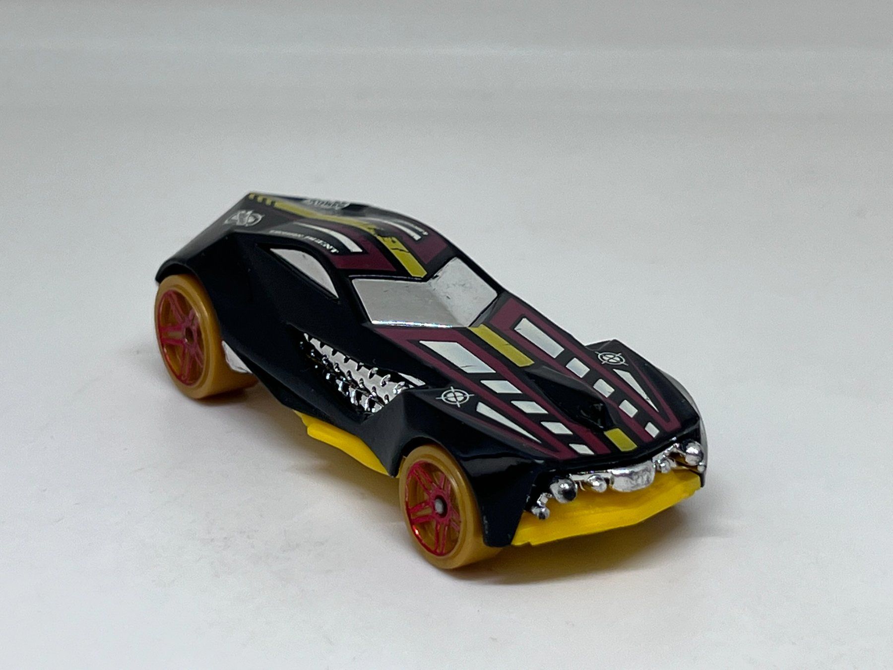Hot Wheels Modellini d'auto: Hot Wheels Urban Agent #374 – Usato da Wildegg venduto da LaaBoutique