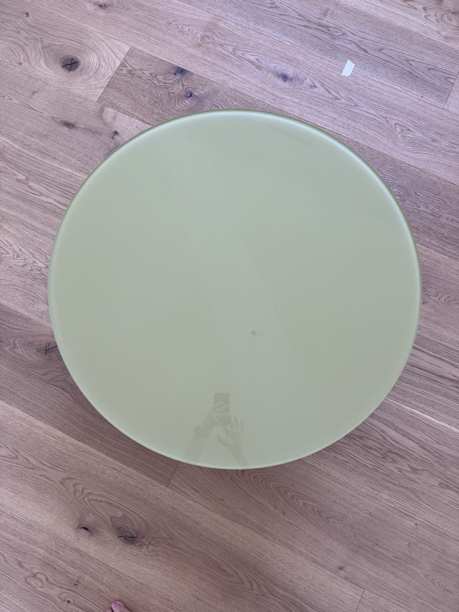 Rolf Benz Tavoli: Rolf Benz Couchtisch 95cm Durchmesser – Usato da Wettswil venduto da Fynima12 1