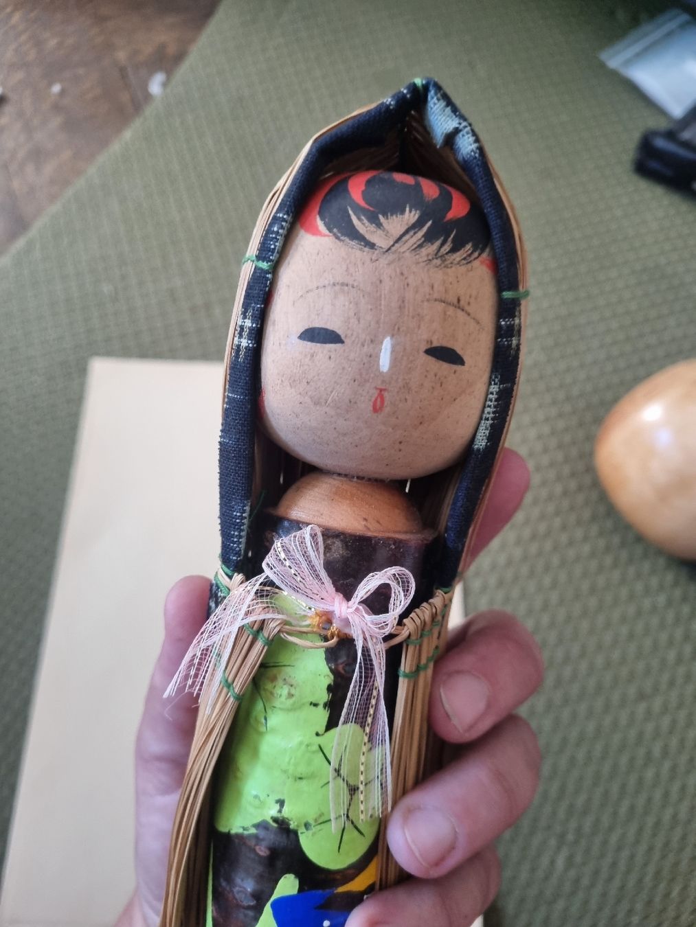 Bambole: Poupée Kokeshi bois et paille  – Usato da Fribourg venduto da jarmilka 5