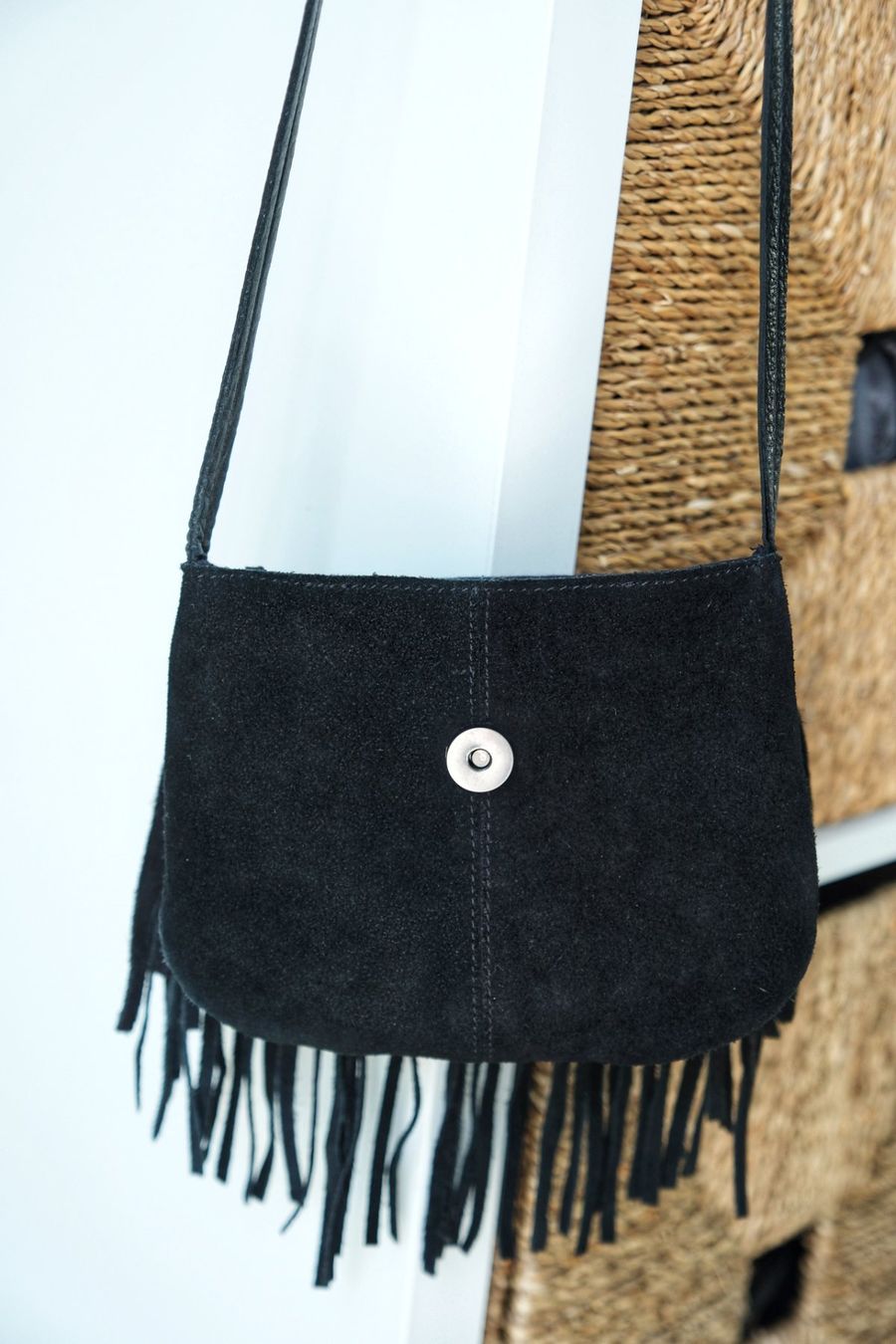 Pieces Borse da donna: Tasche mit Fransen schwarz PIECES – Usato da Wohlen AG venduto da Exitburn 2