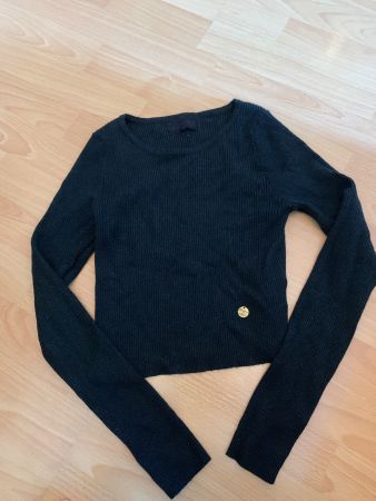 Joli crop top noir taille xs