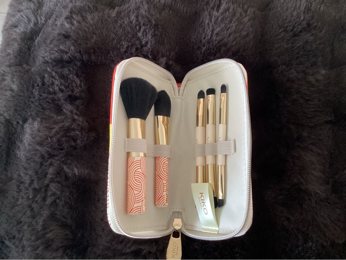 Maquillage: KIKO Make Up Pinsel Set mit Etui – Neuf (Voir description) à Cham par Lanza08
