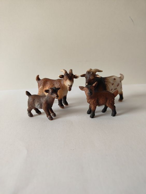 Lot De 6 Sets Simba Farm-Life – 18 Figurines D'animaux De Ferme – Neuf Sous Blister