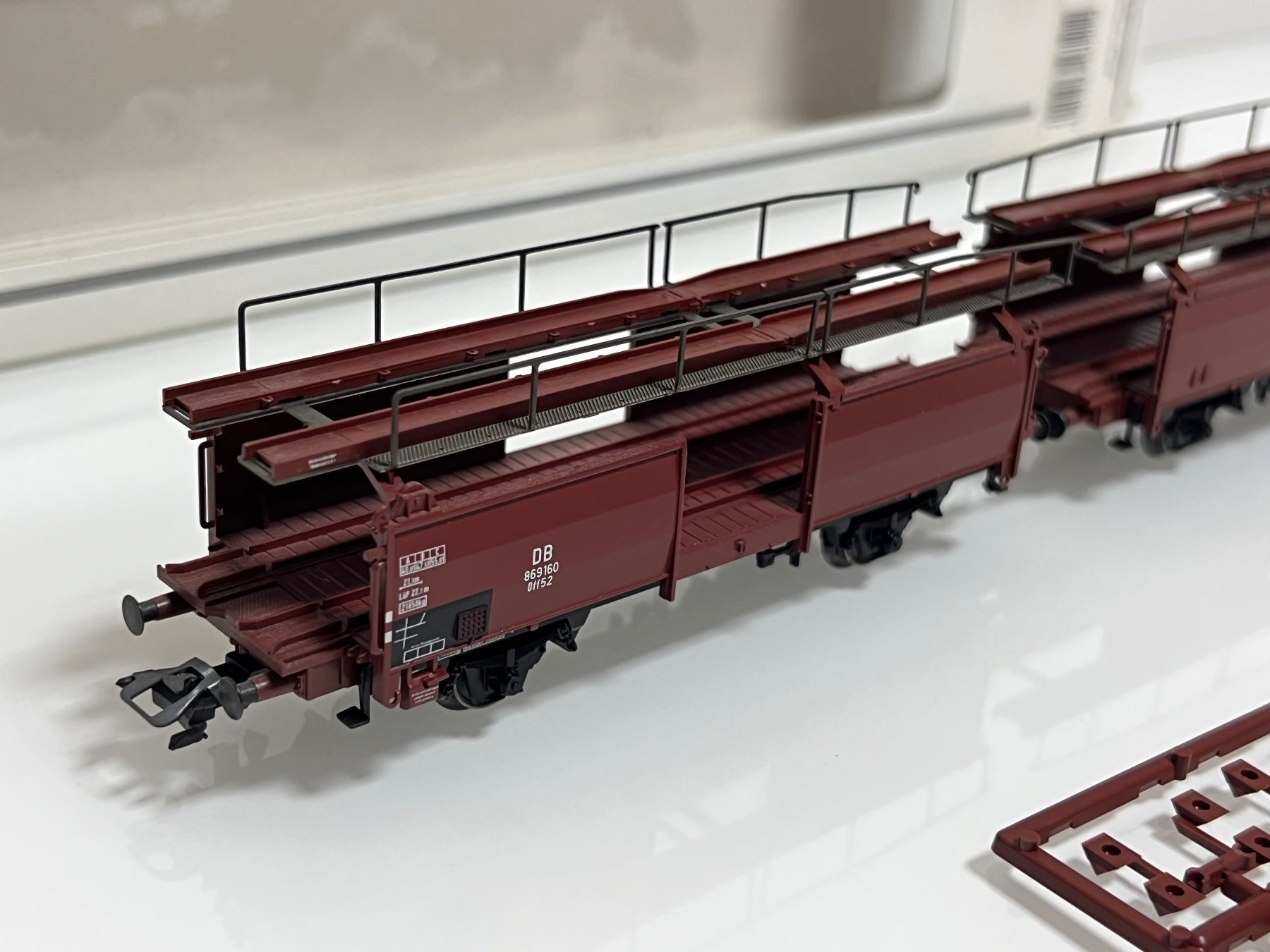 Märklin Modellini di ferrovie: Märklin 46121 Autotransportwagen DB – Nuovo (secondo la descrizione) da Neuenhof venduto da ludovicco 2