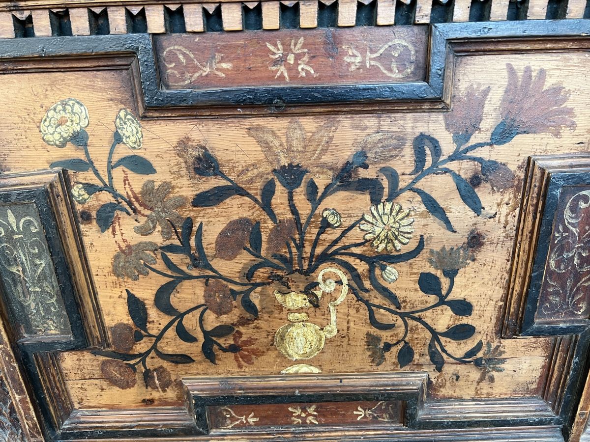 Cassapanche: Frühe Barocktruhe Arve – Usato da Gossau SG venduto da Keller-Antiques 2