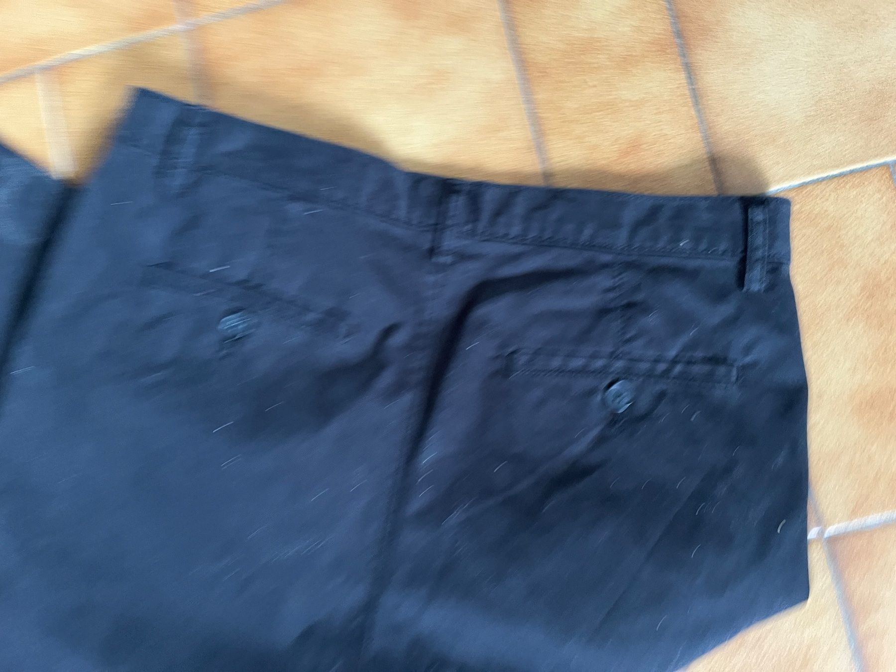 H&M Hosen: Pantalon taille euro 48 – Gebraucht aus Veyrier von kimedovapa 3