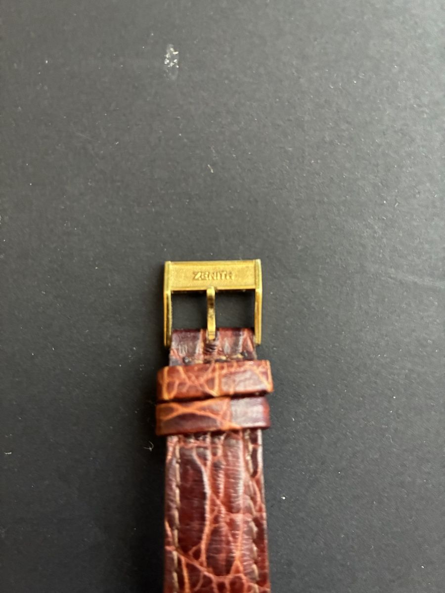 Zenith Uhren: Zenith Vintage Gold – Gebraucht aus Uetikon am SEE von 110tiger 5