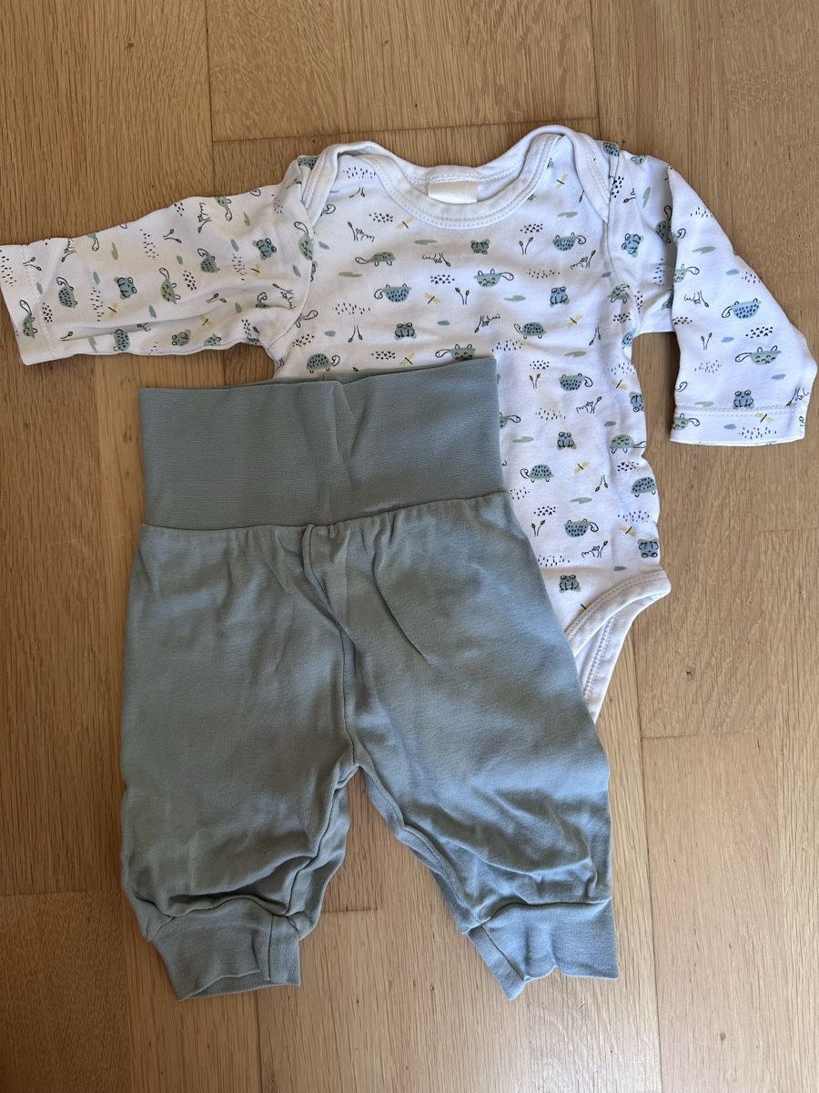 H&M Lotti & Set di vestiti: Baby Set, Gr 56, 25 Teile – Usato da Horgen venduto da ger_2y92 6