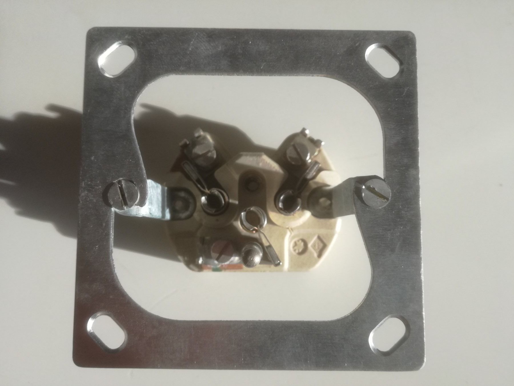 Feller Stecker: Steckdose Typ 14 UP – Gebraucht aus Sursee von Ursus_LU 1