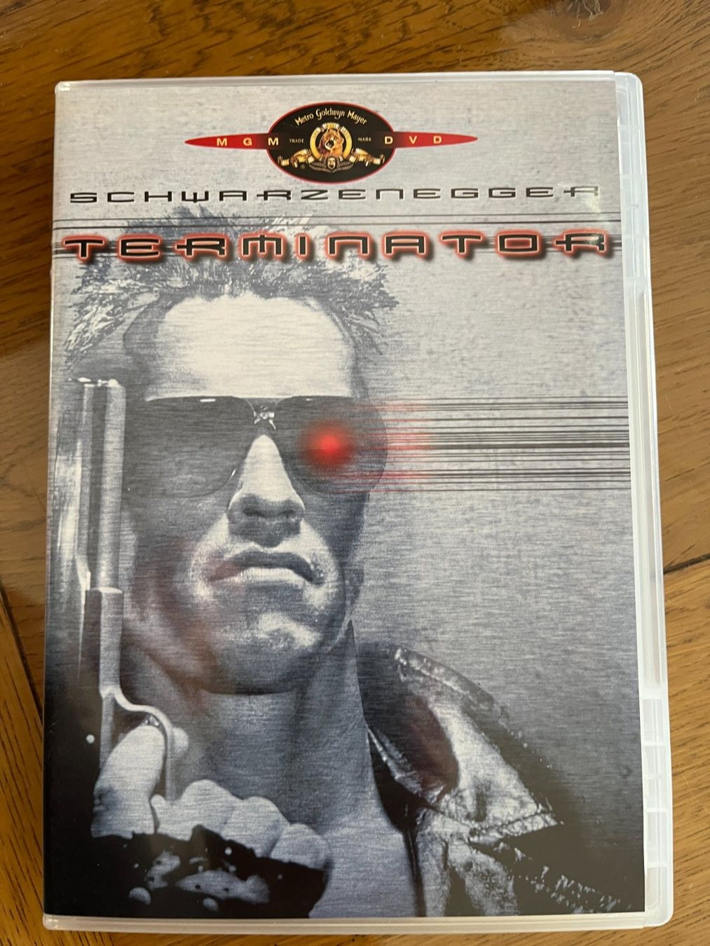 Tutti i DVDs: Terminator (DVD, 1984, James Cameron, Schwarzenegger) – Usato da Vevey venduto da zecollector
