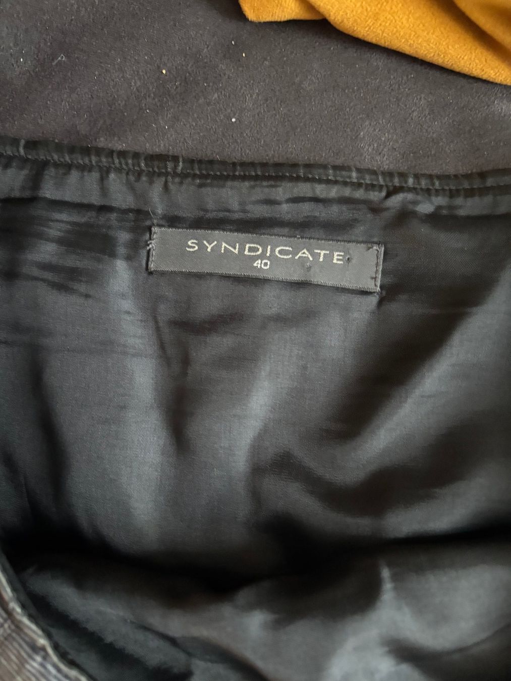 Jupes: SYNDICATE Rock – D'occasion à Merishausen par yourdream 1