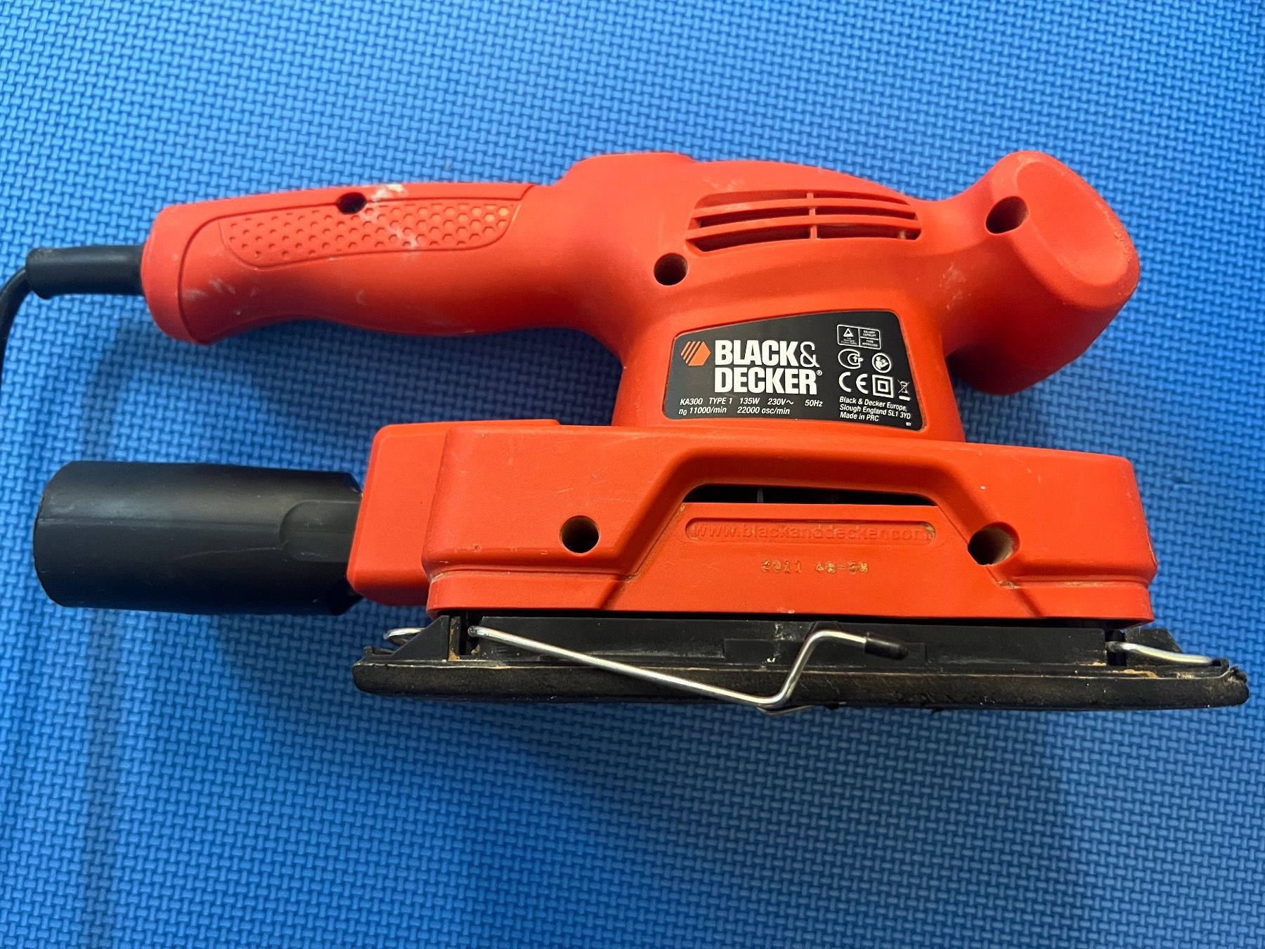 Schleifen & Polieren: Black+Decker Schwingschleifer KA300 – Gebraucht aus Binz von  2
