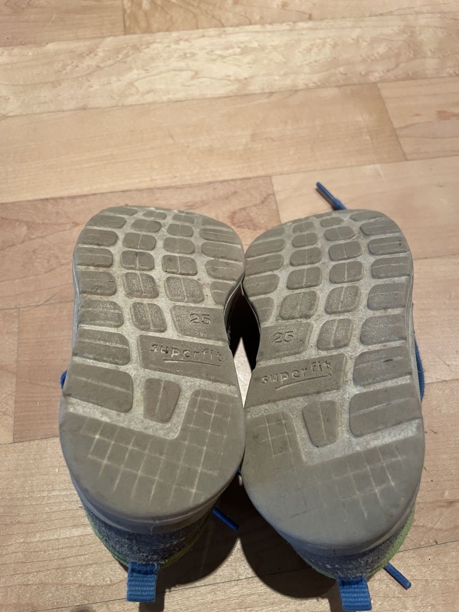 Superfit Schuhe für Jungen: Superfit Turnschuhe - Kinder - Grösse 25 – Gebraucht aus Rütihof von Highwayjackie 4