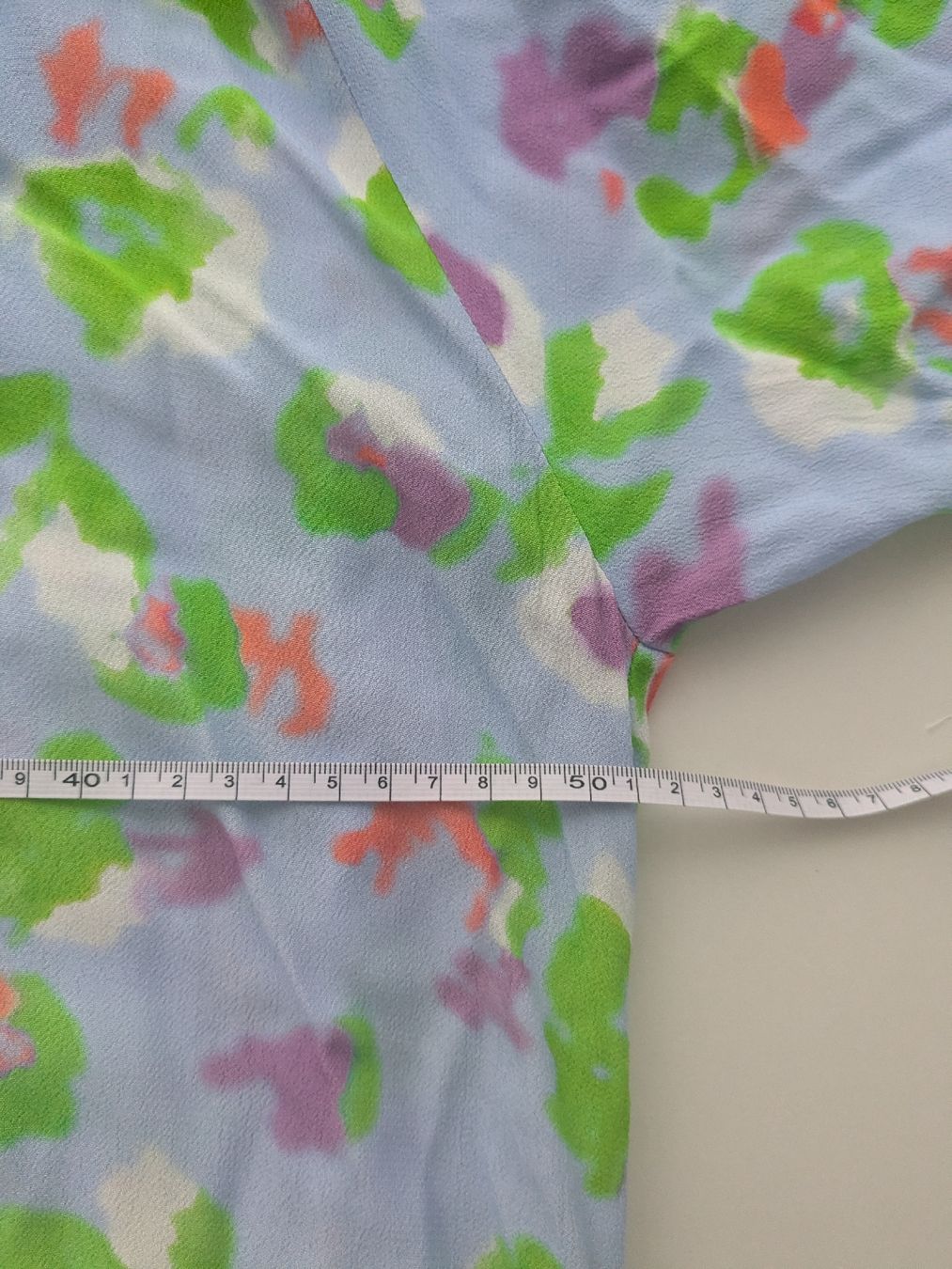 Kleider: Kleid CKS Blumenmuster Blau Lila Grösse 36 – Gebraucht aus Rorschach von olg_5qq2 6