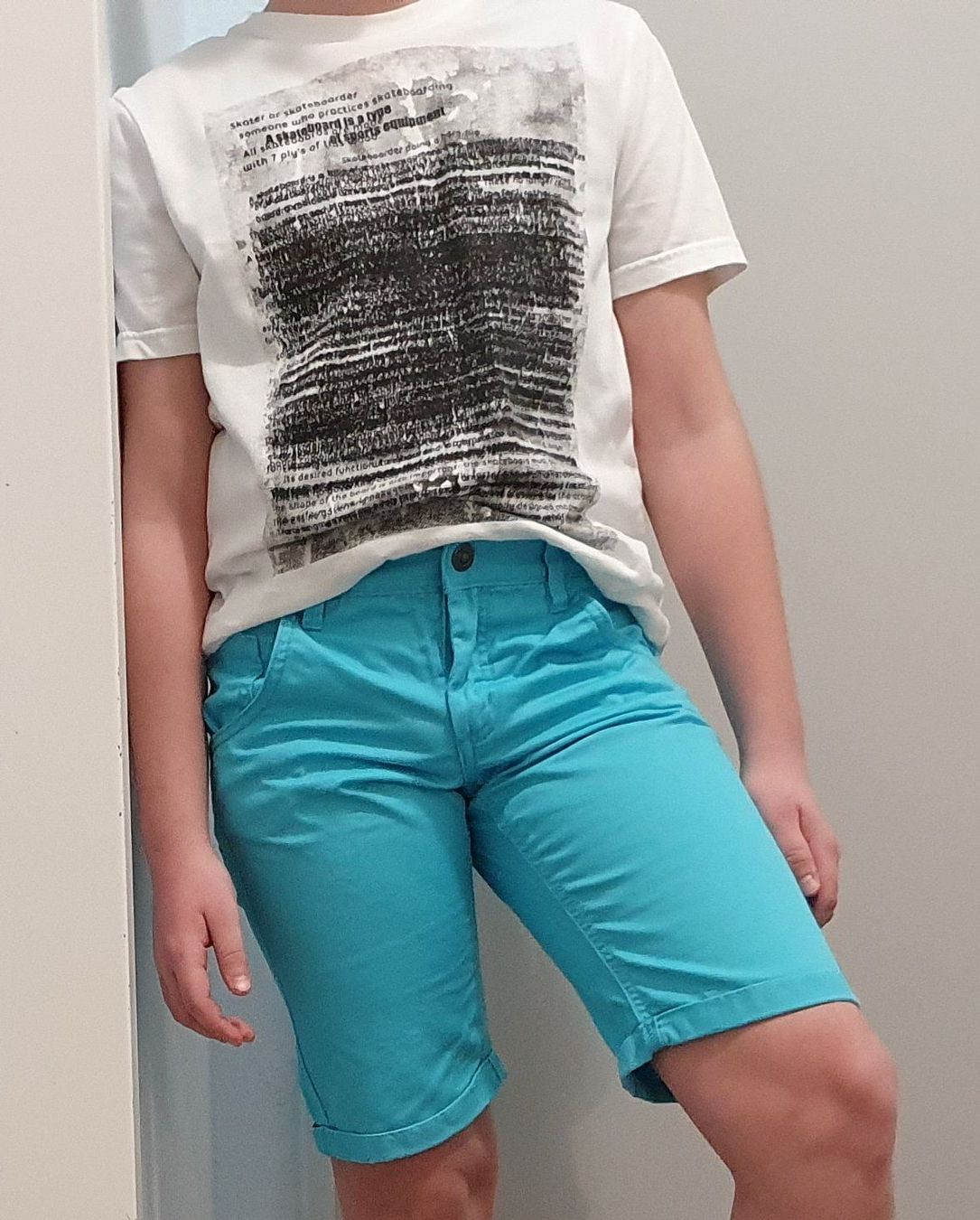 Pantaloni: Bermudas für Jungen,Grösse 152 – Usato da Chur venduto da Mikymiki