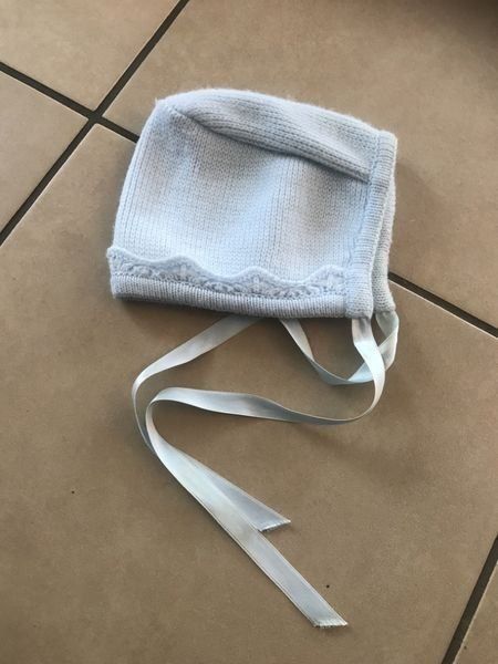 Berretti & Sciarpe: Baby Mütze Hellblau 68 – Usato da Bergdietikon venduto da antovale