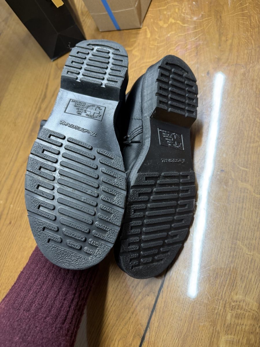 Scarpe da donna: Schwarze Lederstiefel, Grösse 41, NEU – Nuovo (secondo la descrizione) da Bern venduto da Janne.KN 1