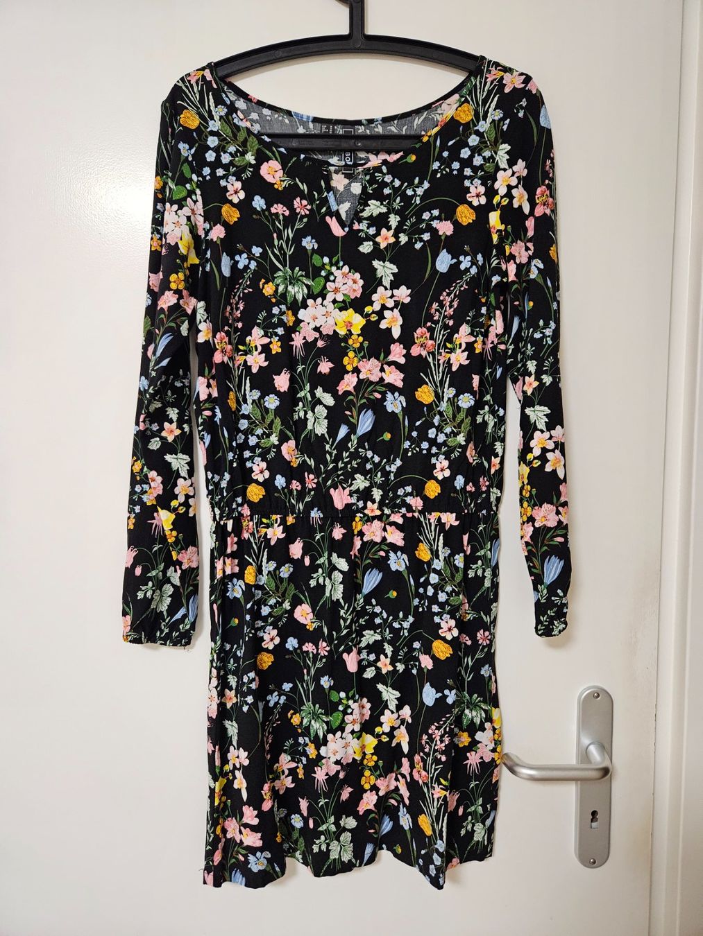 Rainbow Vestiti: Rainbow Kleid, Gr. 36, Blumenmuster, Top Zustand – Usato da Winterthur venduto da noodle_soup
