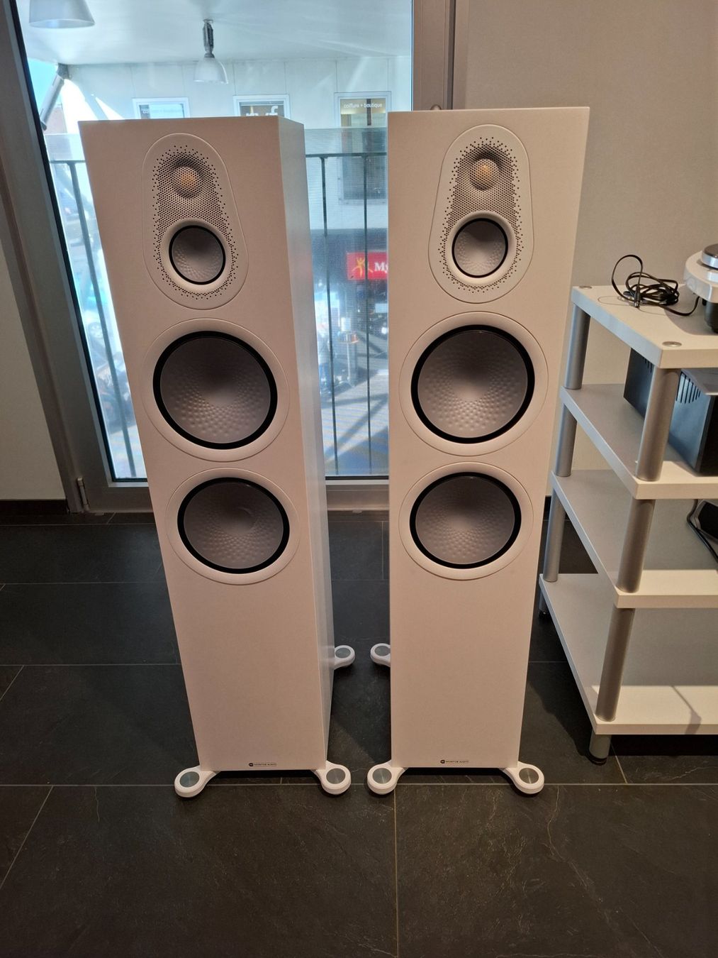 Monitor Audio Casse acustiche: Monitor Audio Silver 500 7G Weiss Paar – Nuovo (secondo la descrizione) da Kerzers venduto da Hubihifi