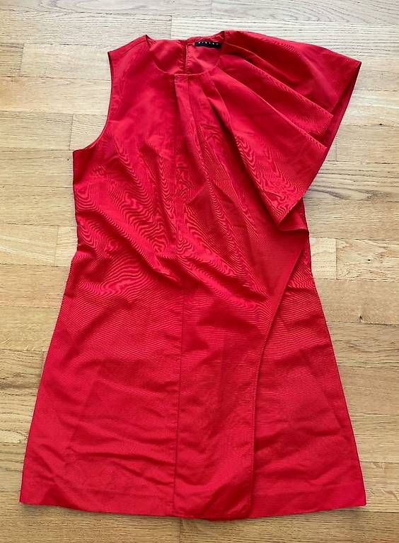 Sisley Kleider: Sisley Kleid – Neu (gemäss Beschreibung) aus Jona von xweeknd