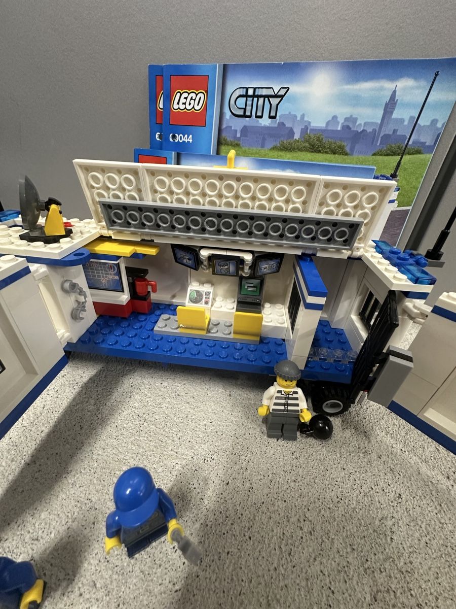 Lego Giocattoli: Lego City Polizei Überwachungstruck – Nuovo (secondo la descrizione) da Männedorf venduto da lou_r67f 1