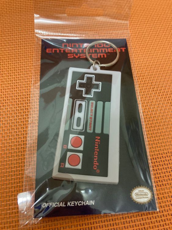 Schlüsselanhänger Nintendo Schlüsselanhänger Gameboy Oder Super Nintendo Controller 7cm Retro Style Fuer Echte Nintendo Fans S0sfo0r6