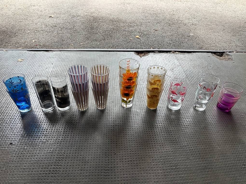 Bicchieri: Séries de verre en parfait état – Nuovo (secondo la descrizione) da Lausanne venduto da sab_d2cq