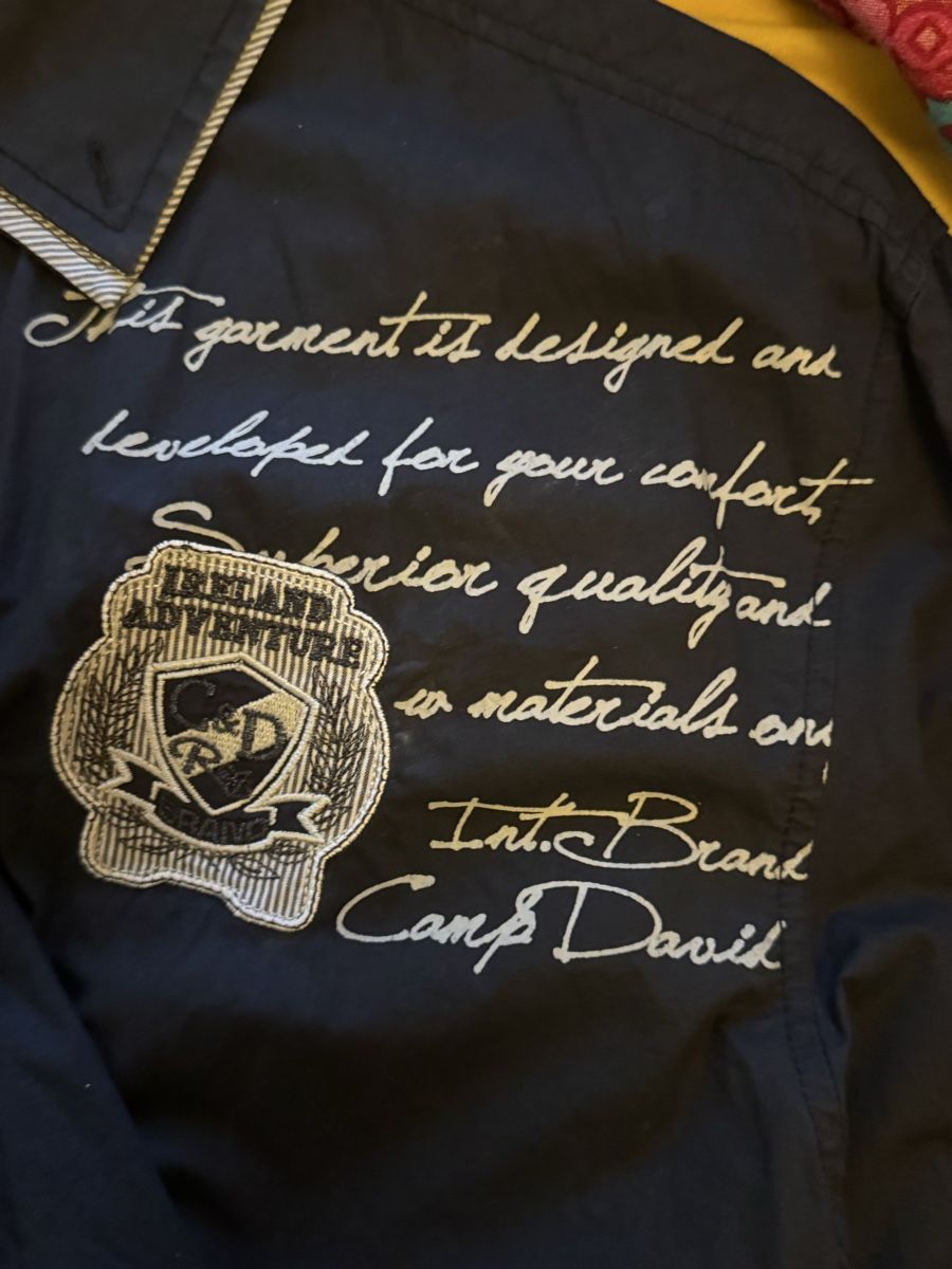 Camp David Hemden: Camp David Hemd. – Gebraucht aus Huttwil von Nedja0 3