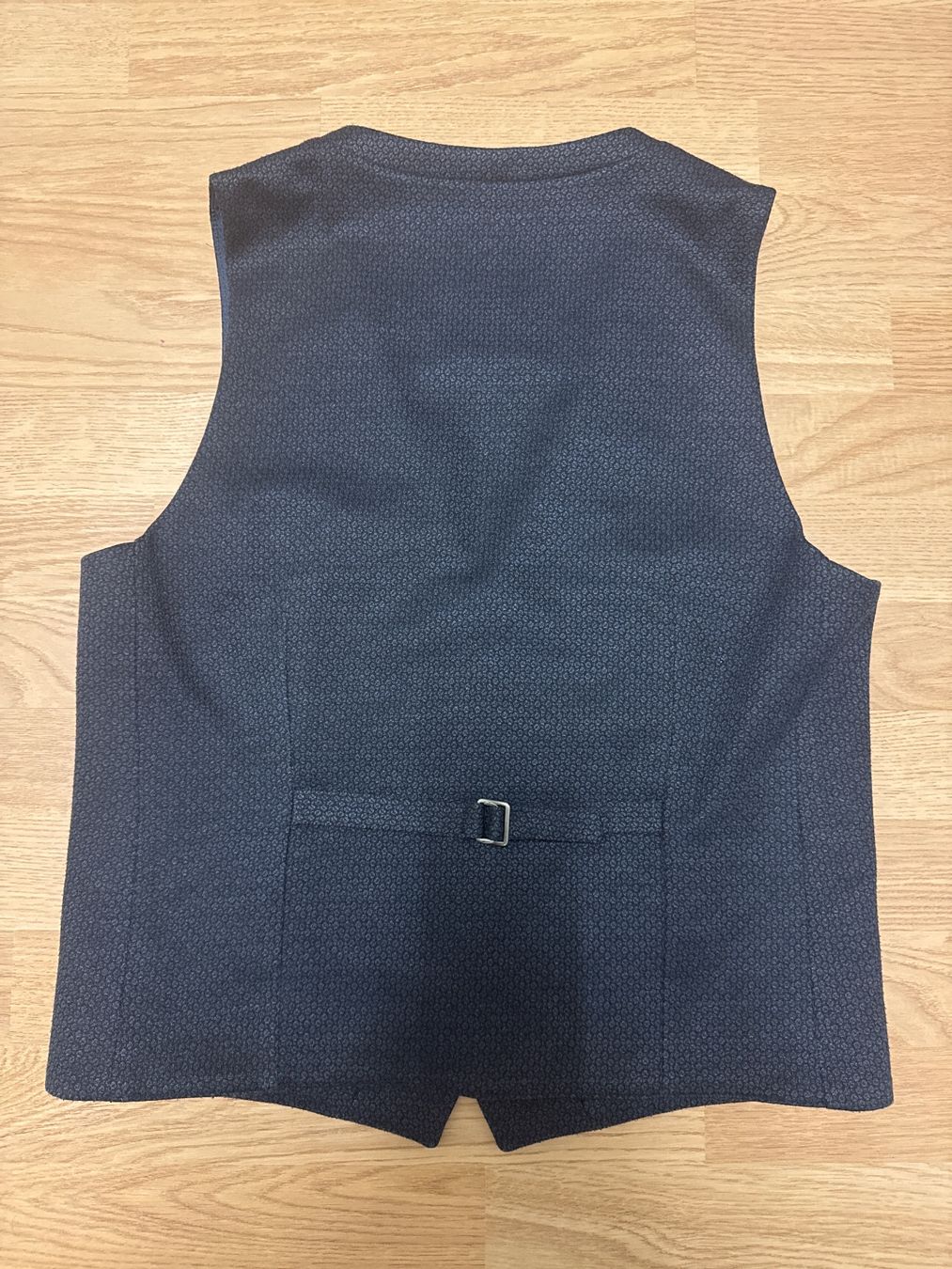 Cinque Gilet & Giacche: Cinque Herren Weste, Grösse 48 – Nuovo (secondo la descrizione) da Kollbrunn venduto da Frma18 1