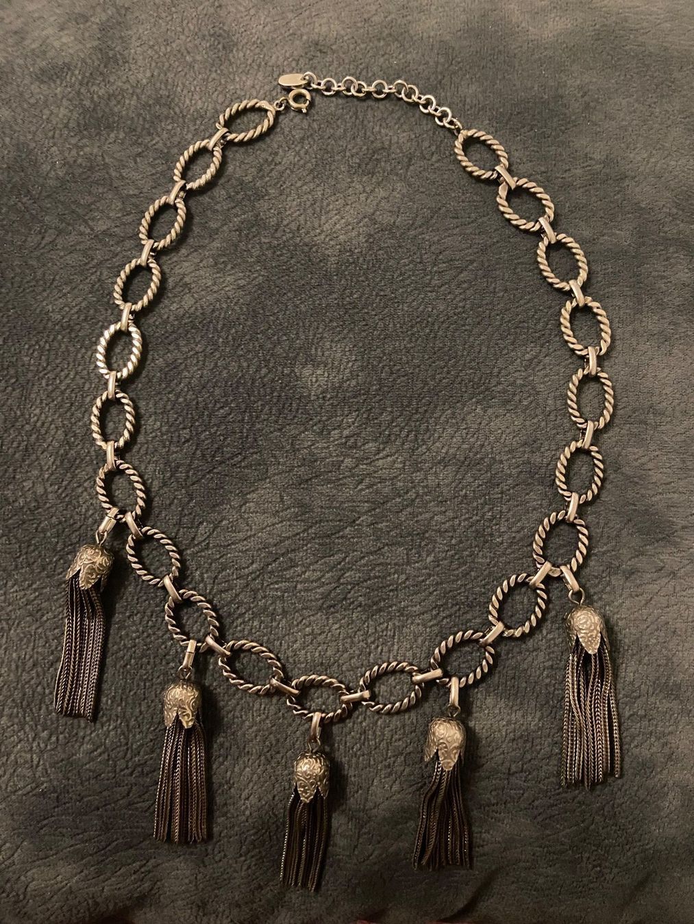 Ketten: Collier – Gebraucht aus Montreux von Perledor