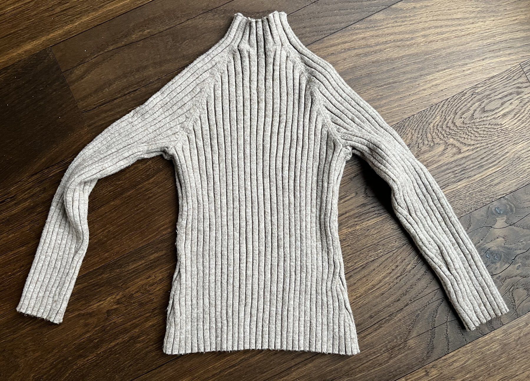 Maglioni & Felpe: Rollkragen Rippstrick Pullover Shirt Mädchen 2 Stk. Gr. 104 – Usato da Affoltern am Albis venduto da Blackrhythm 5