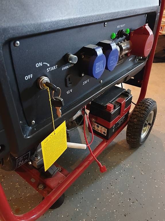 Generatori di corrente: Stromgenerator Neu – Usato da Rickenbach LU venduto da trucker.s 3