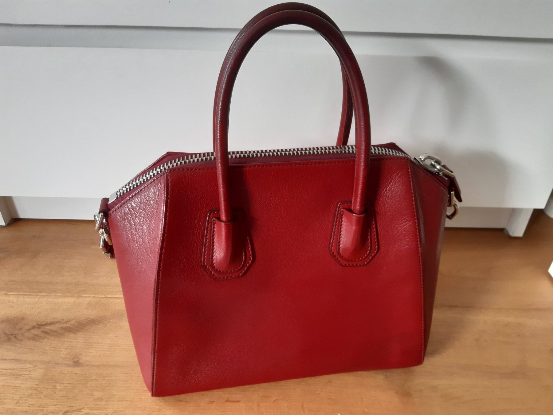 Givenchy Borse da donna: Givenchy Antigona small wine red – Usato da Windisch venduto da bymarikaa 4