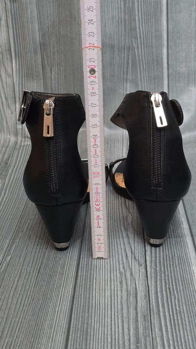 Sam Edelman Scarpe da donna: Sam Edelman Keilsandaletten "Serena" - 41 - Schwarzes Leder – Nuovo (secondo la descrizione) da Thalwil venduto da VitaMini 6
