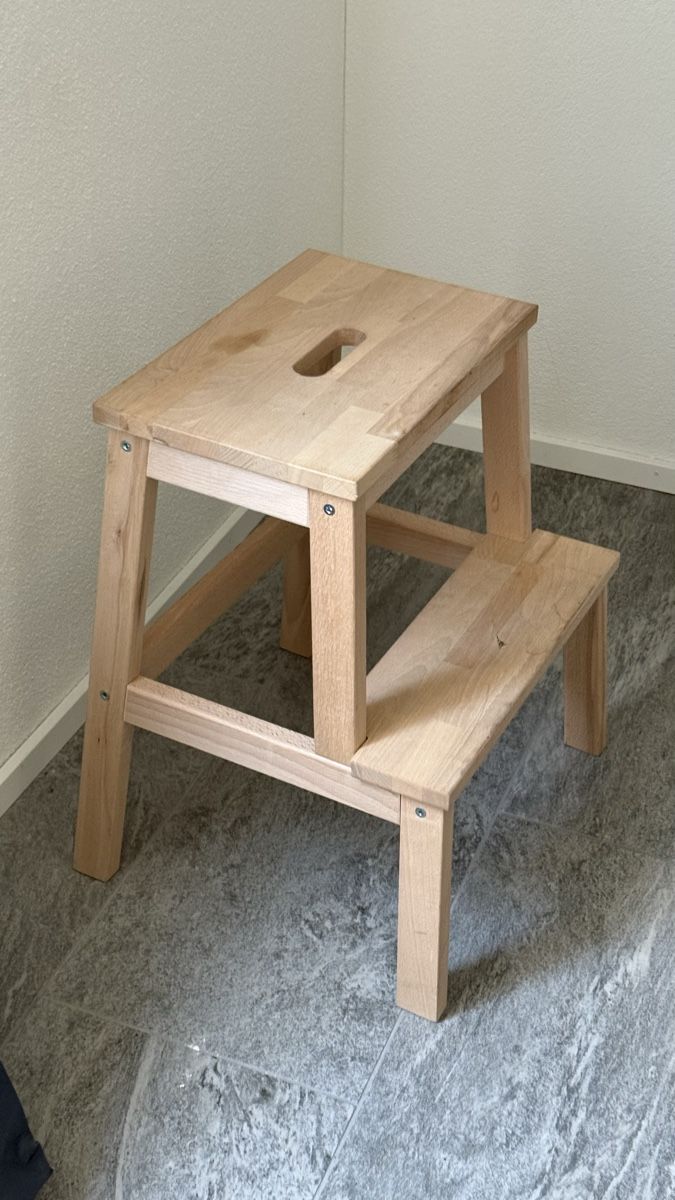 Ikea Sgabelli: Ikea stool – Usato da Zürich venduto da ana_gr8g 1