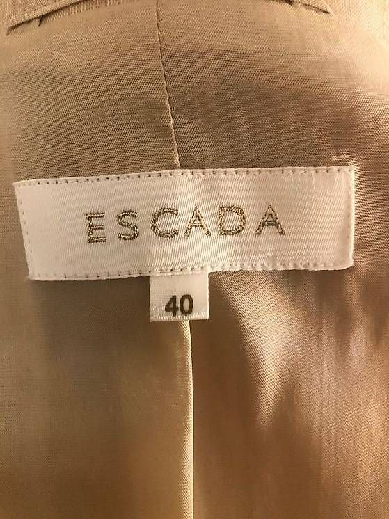 Completi & Tailleur: Escada Hosenanzug aus Wolle, Grösse 40 – Usato da Zürich venduto da Cds10 2