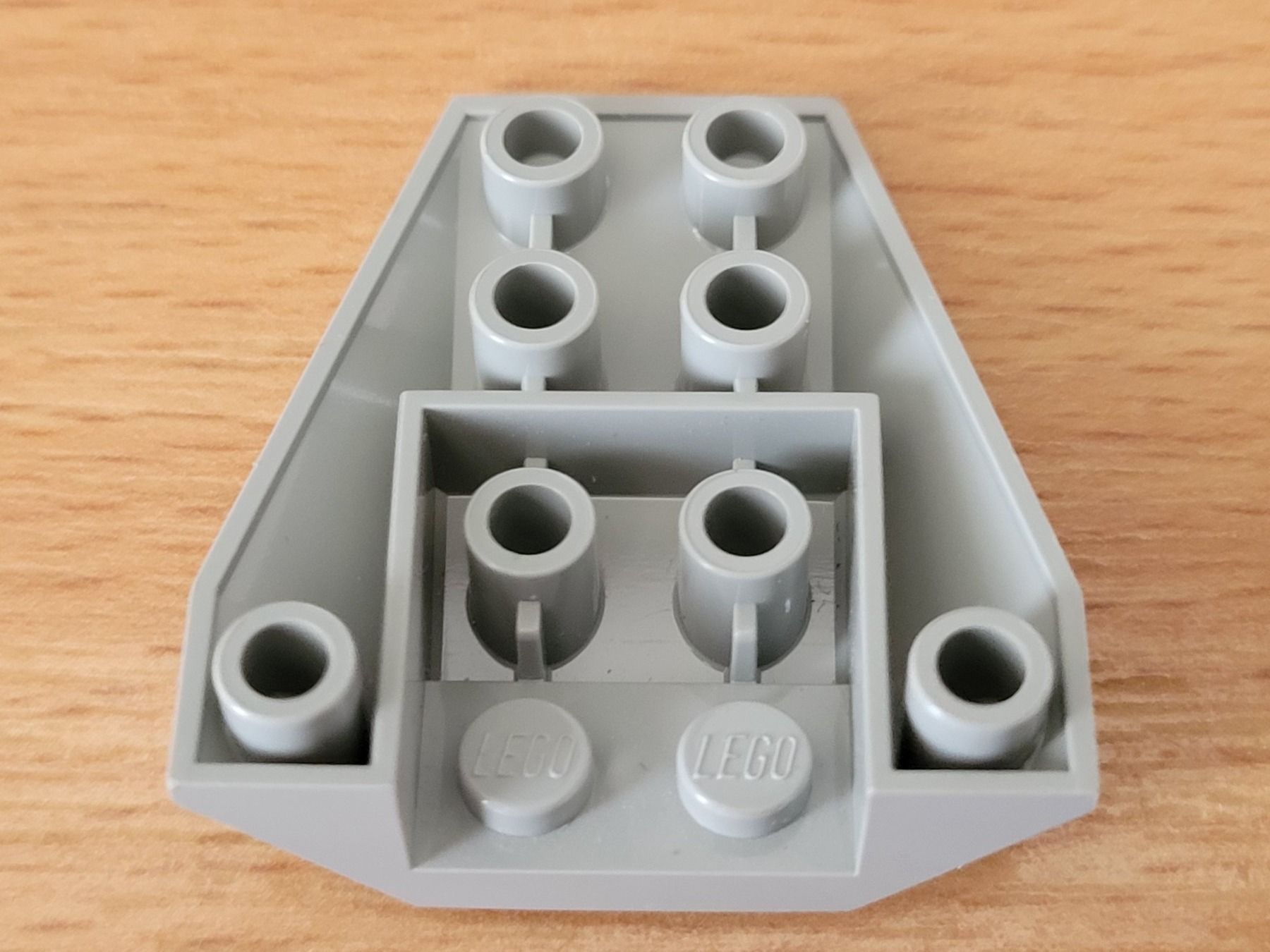 Lego Kit di costruzioni: Lego - Pièce de rechange de forme spéciale - 1x grise – Usato da Payerne venduto da tintin08 3