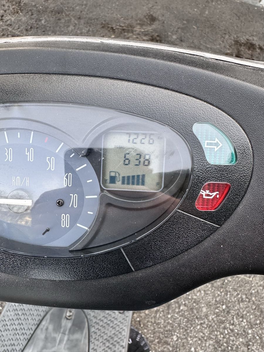 Yamaha Scooters: Yamaha neos 50  mit MFK – D'occasion à Biel/Bienne par Supermoto8