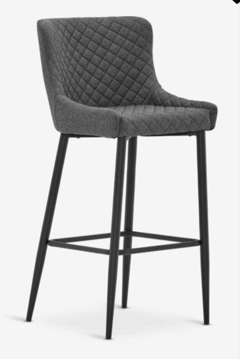 Set di tavolo e panche: Hochtisch / Bartisch mit  4 Hochstühlen neuw. – Usato da Root venduto da Aleole 3
