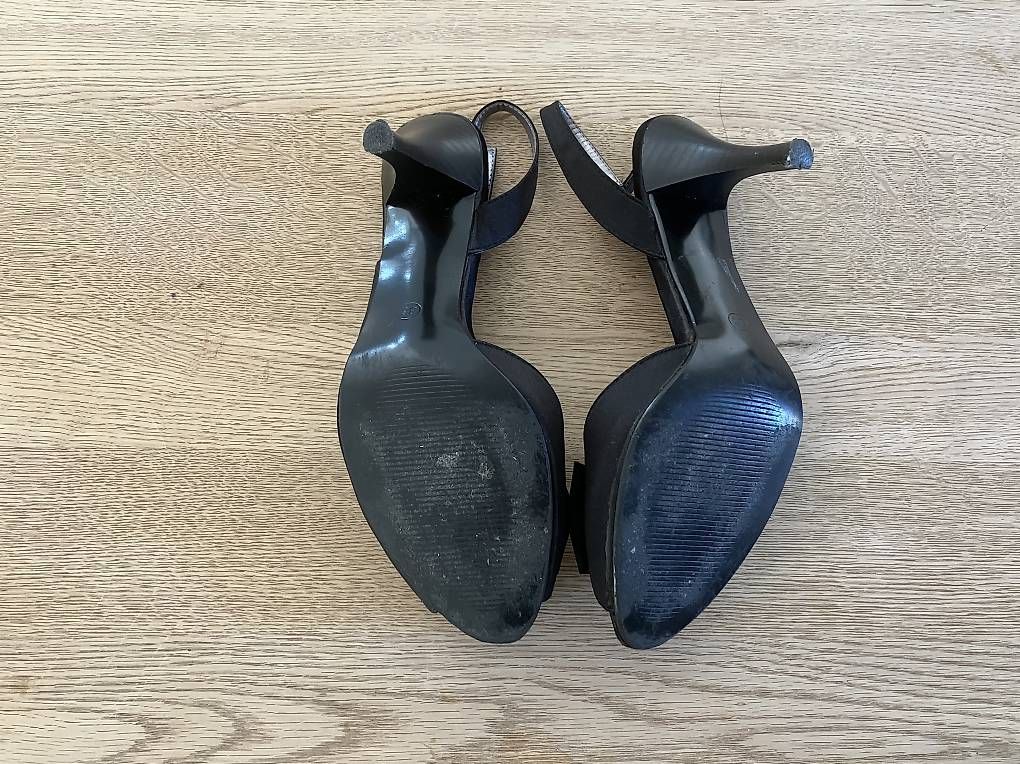 Chaussures femmes: Chaussures de soirée taille 36 – D'occasion à Vandoeuvres par ann_lq5h 4