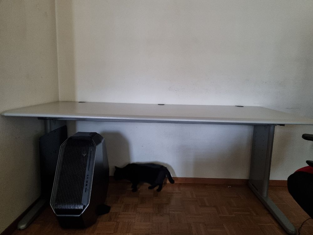 Scrivanie: Bureau – Usato da Payerne venduto da Marie_Gwendoline